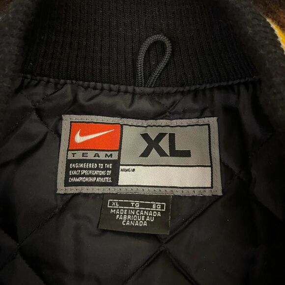 Nfl Men's Black and Navy Jacket - Picture 5 of 5